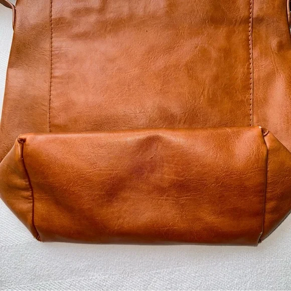 Universal Threads, Goods Co. two tone brown shoulder bag - Picture 6 of 14